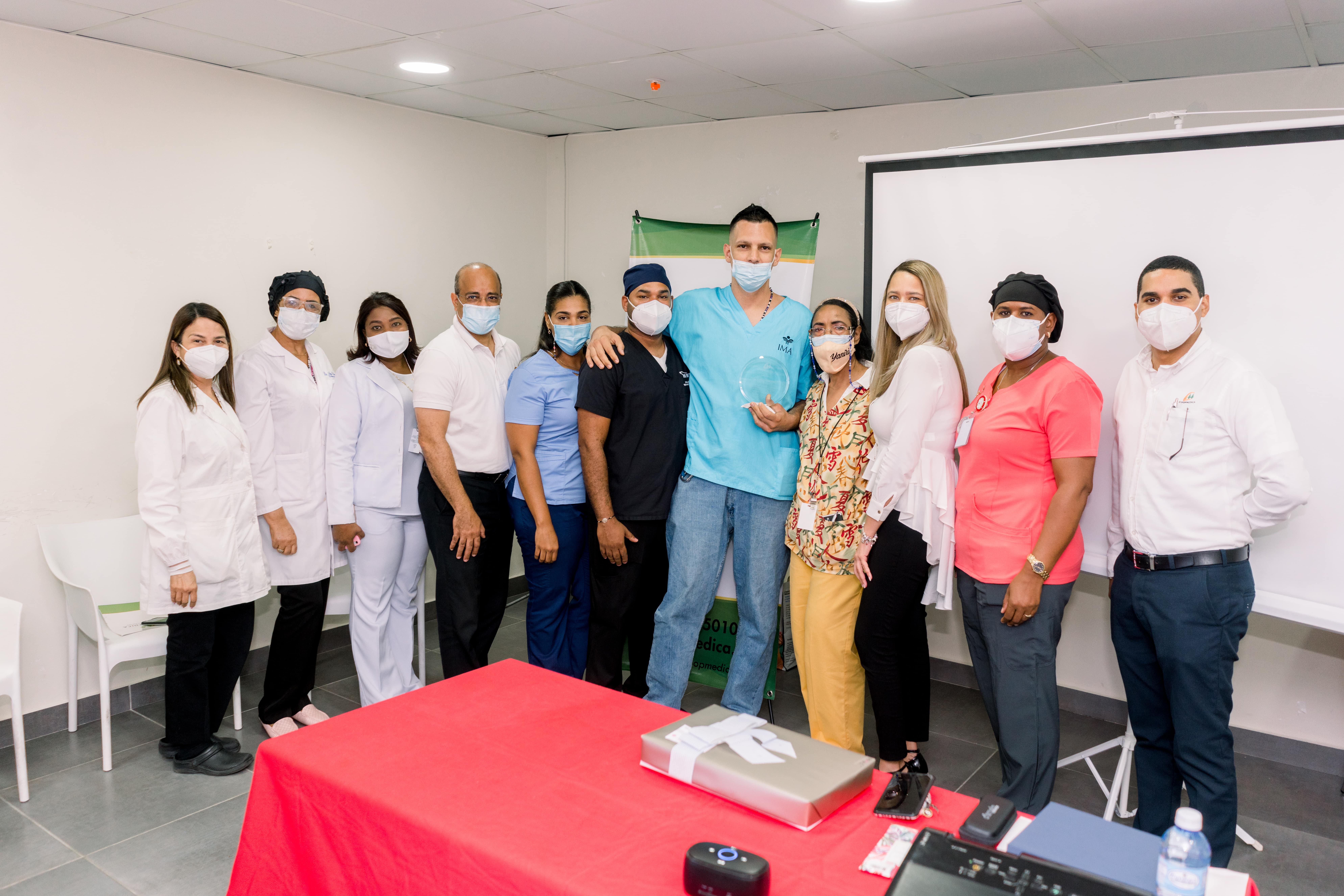 Reconocimiento al Lic. Pavel Cearas